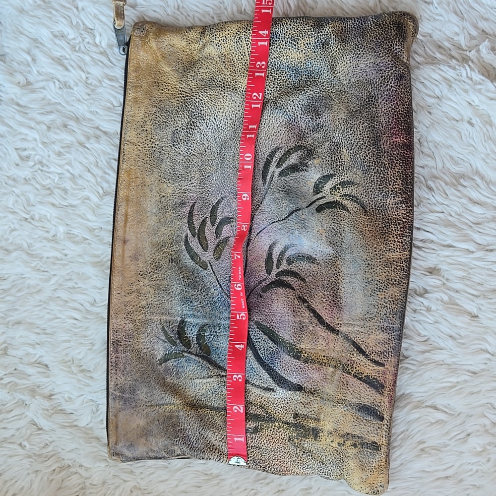 Vintage Sova Hand Painted Leather Crouching Tiger 10"15" Clutch View 2